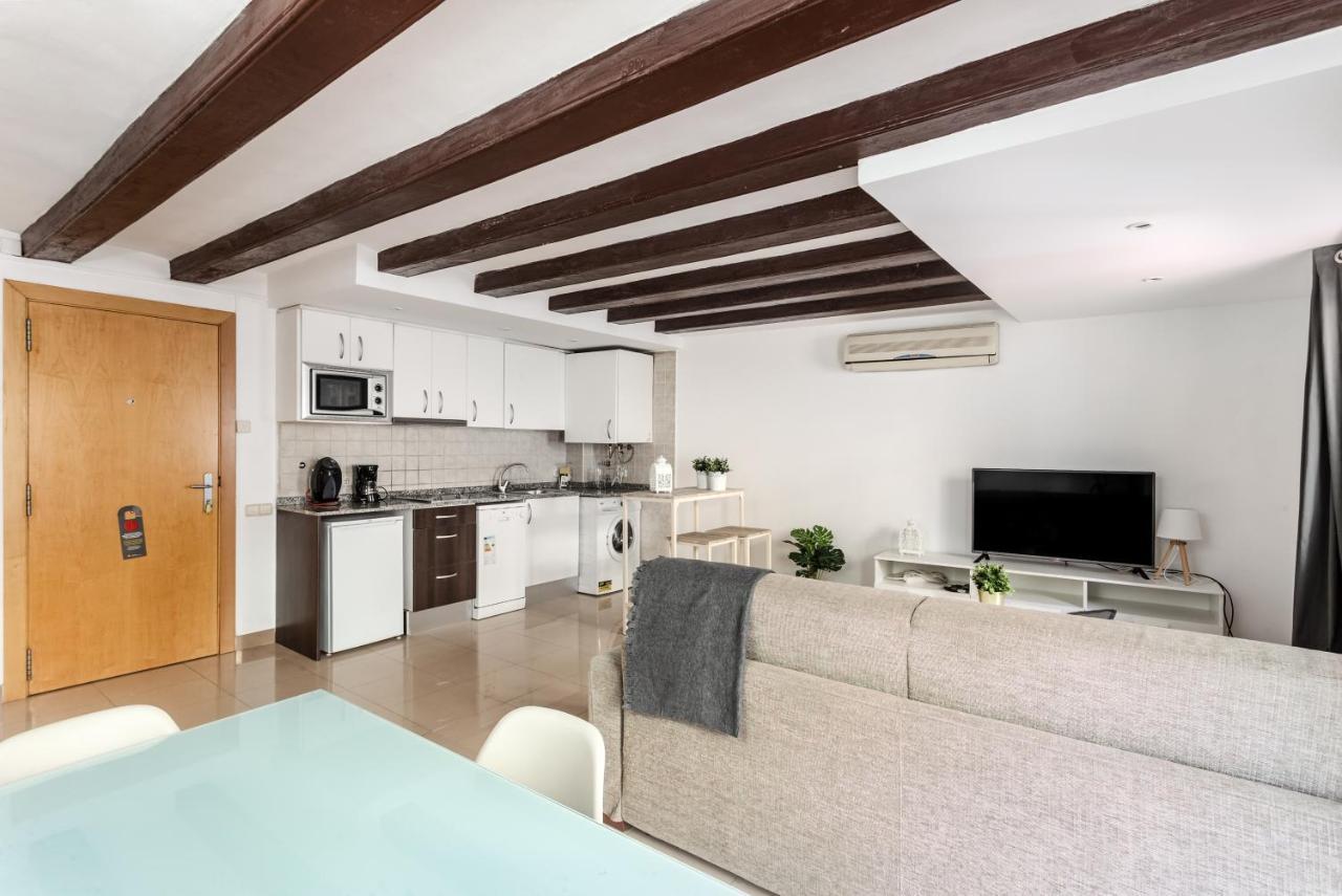 Lodging Apartments Liceu 11 Барселона Екстериор снимка