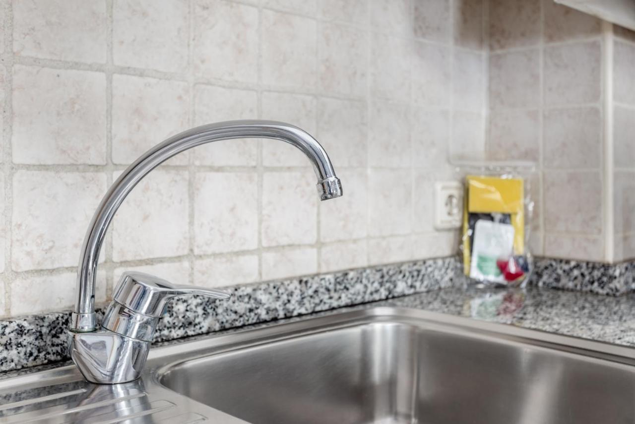 Lodging Apartments Liceu 11 Барселона Екстериор снимка